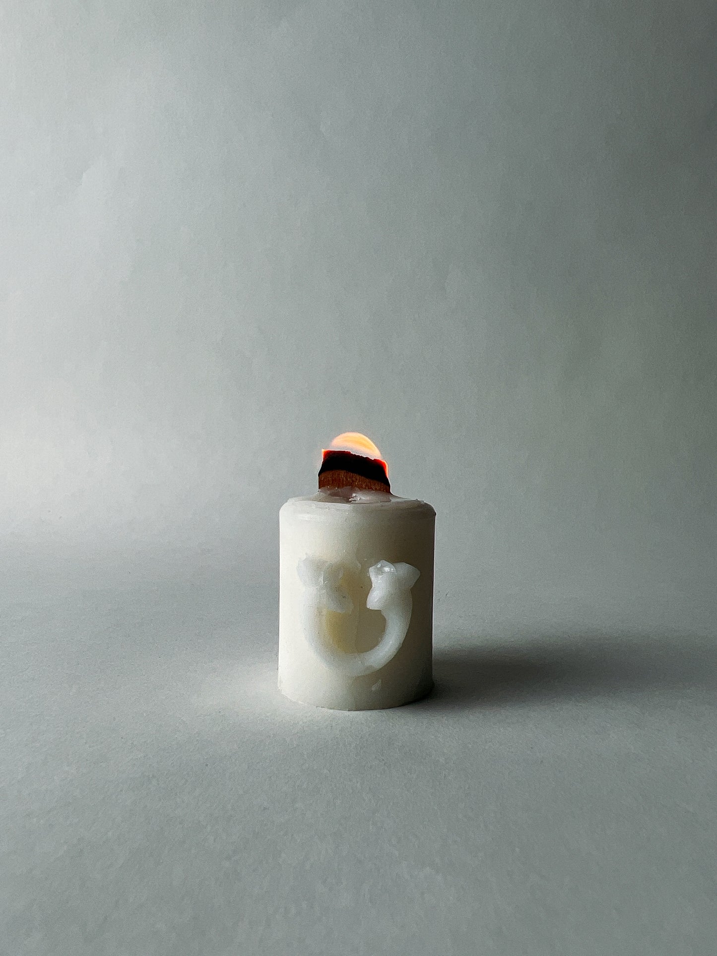 Finger Candle "the i"