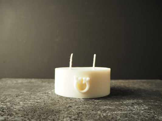 Candle - flat "the i" Medium